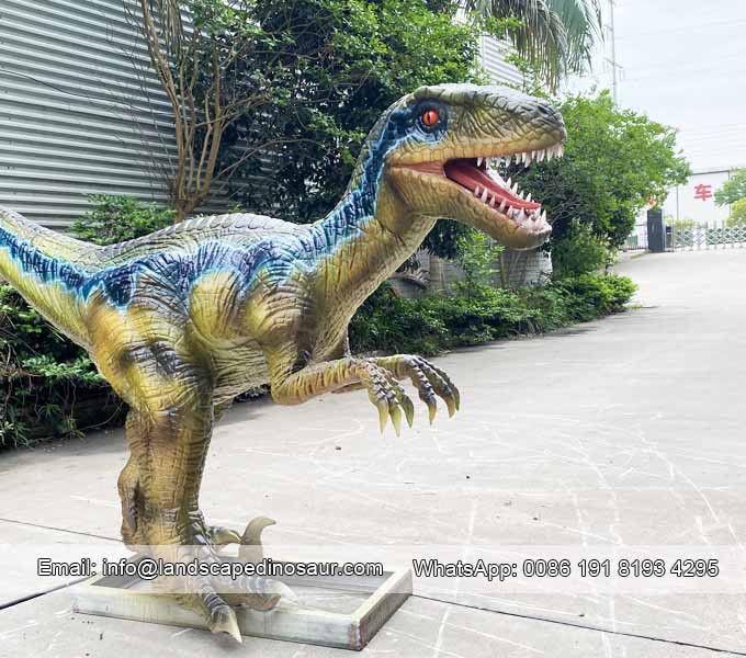 Animatronic Dinosaur Statue Velociraptor-02